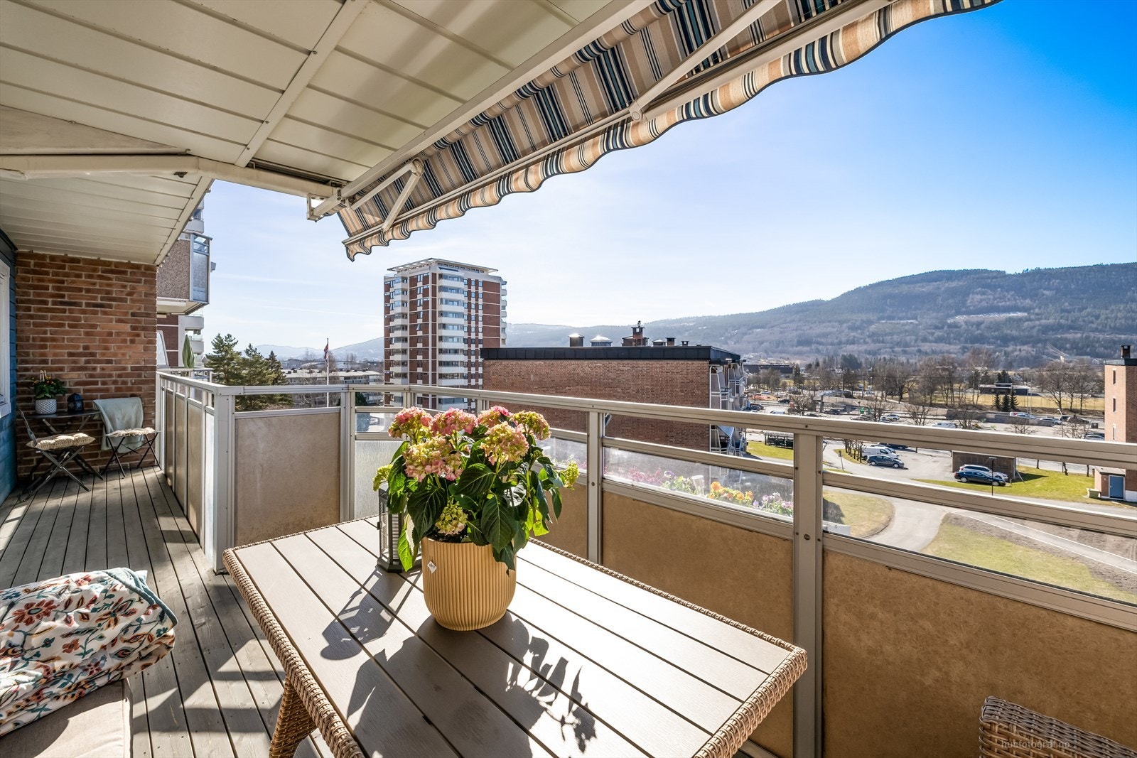 Nydelig utsikt og bare noen få meter unna Ligosenteret i bakgrunnen. Galleribilde