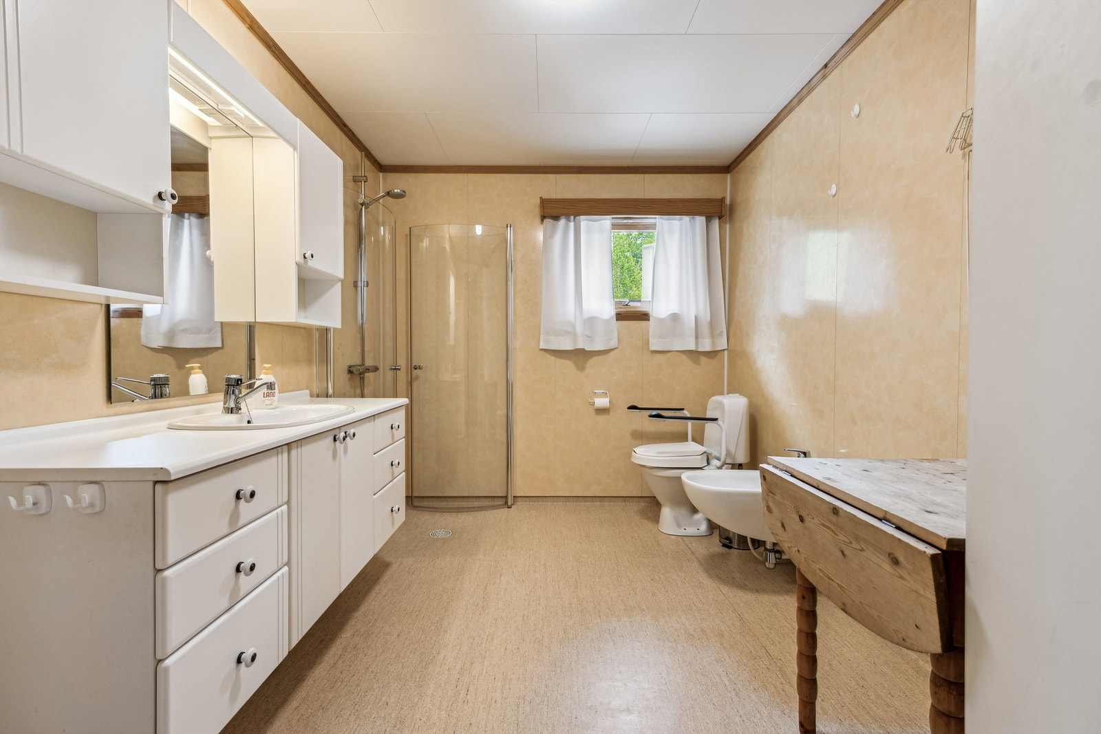 Leilighet - bad Galleribilde