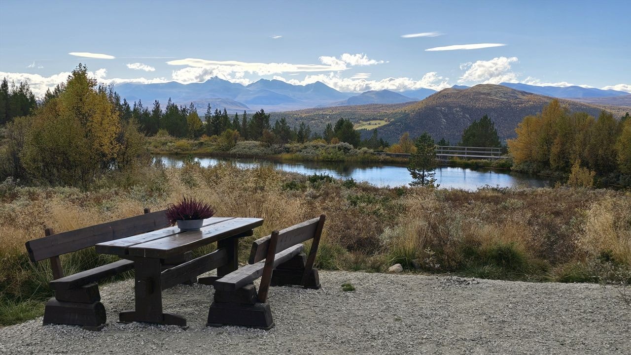 Idyll på Helsestien.jpg Galleribilde