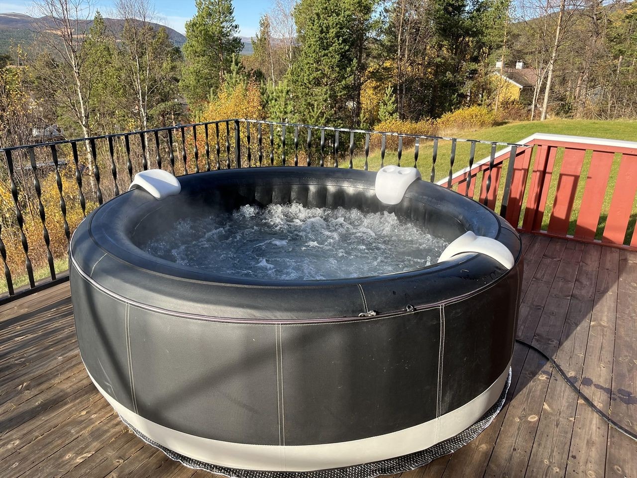 Boblebad på terrassen kan følge med.jpg Galleribilde