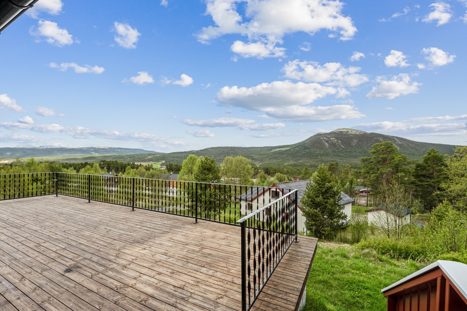 Her er det gode solforhold og en herlig utsikt Galleribilde