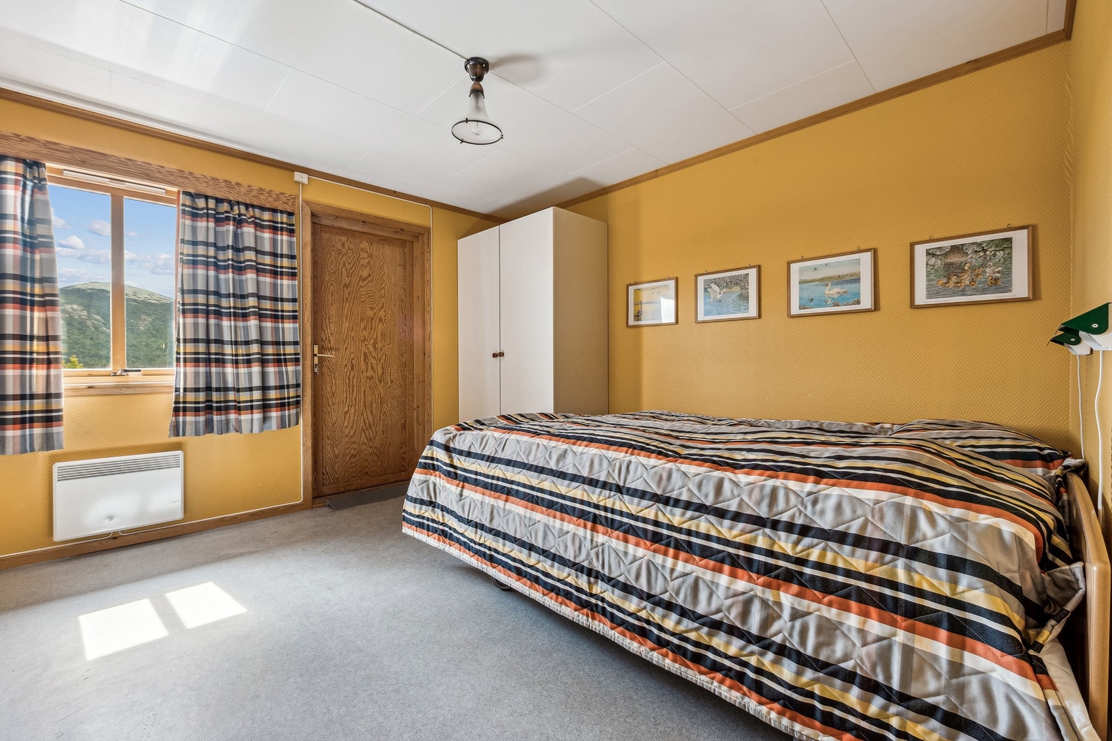 Leilighet - soverom med utgang til terrasse Galleribilde