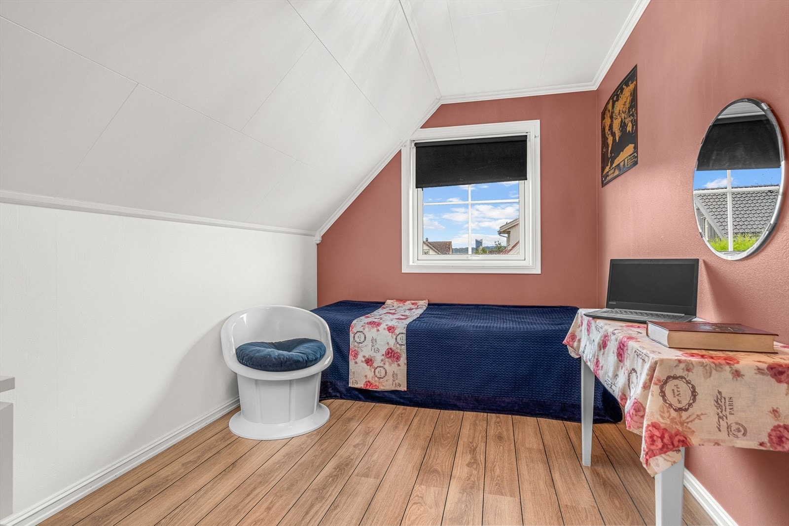 Leilighetens andre soverom er på 8,5m². Galleribilde