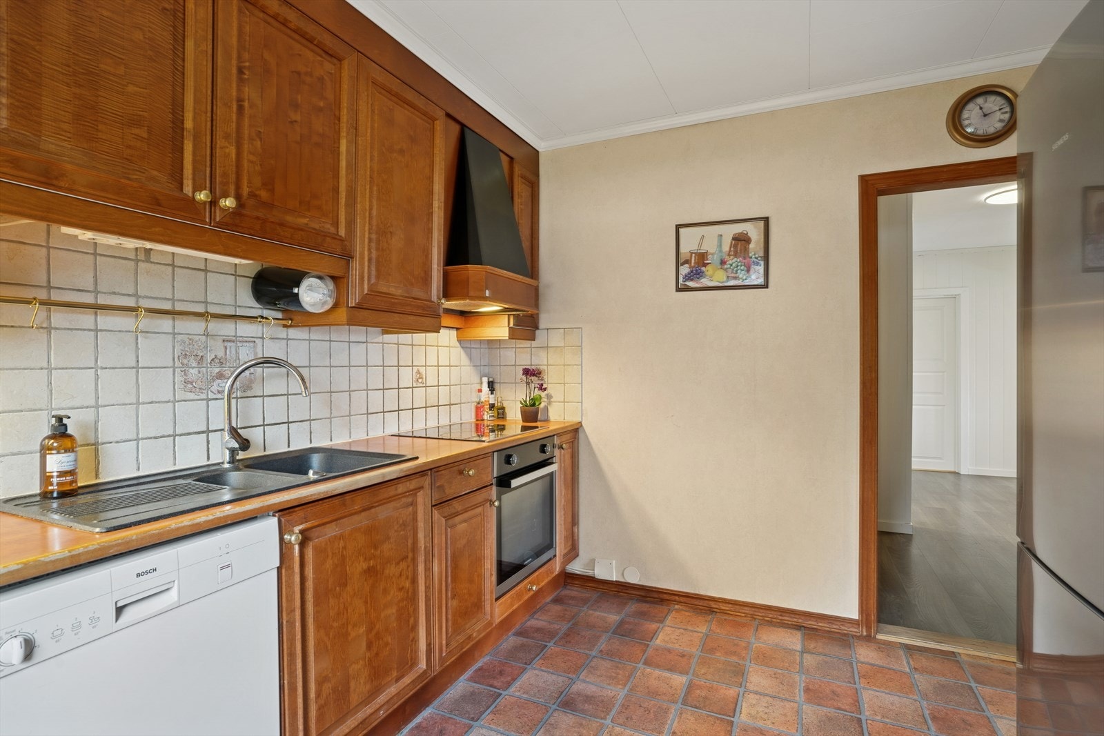 Ved befaring ble det registrert noe generell slitasje på overflater. Galleribilde