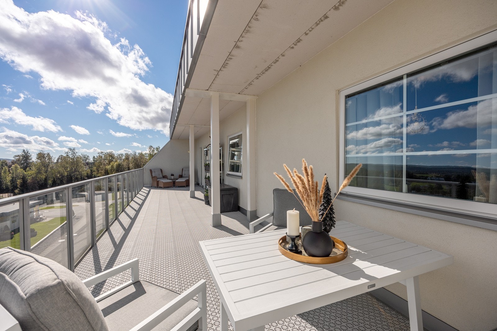 Velkommen til Idrettsveien 13! En koselig 3-roms selveierleilighet med god beliggenhet. Foto: Svein Michaelsen Galleribilde