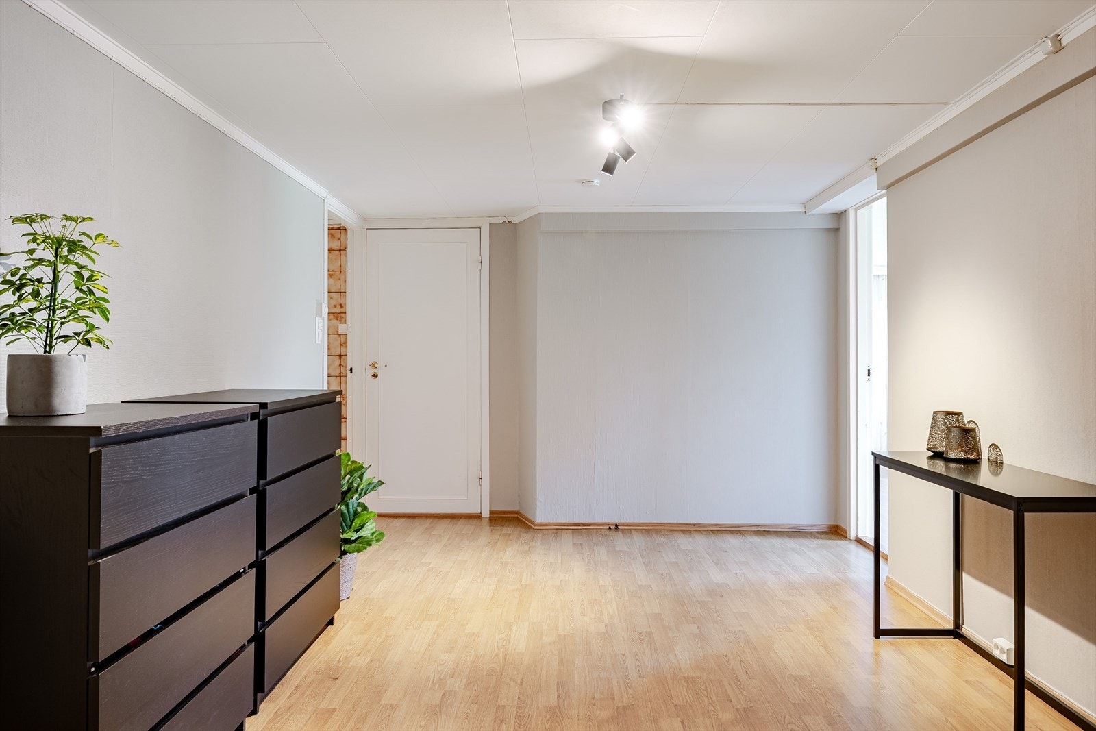 Trapperom/gang i kjeller er godkjent for varig opphold. Galleribilde