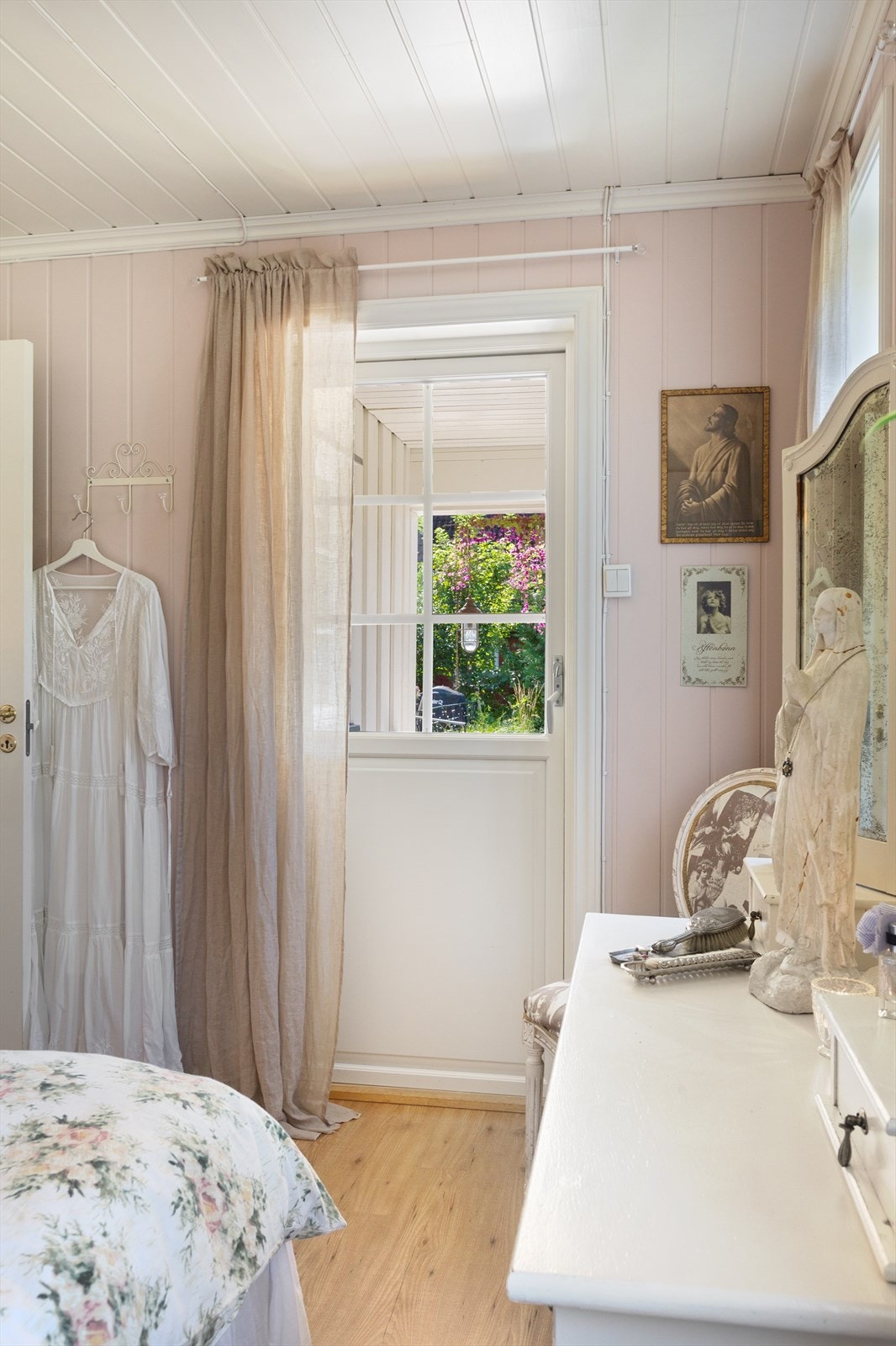 Her er det også utgang til terrasse. Galleribilde