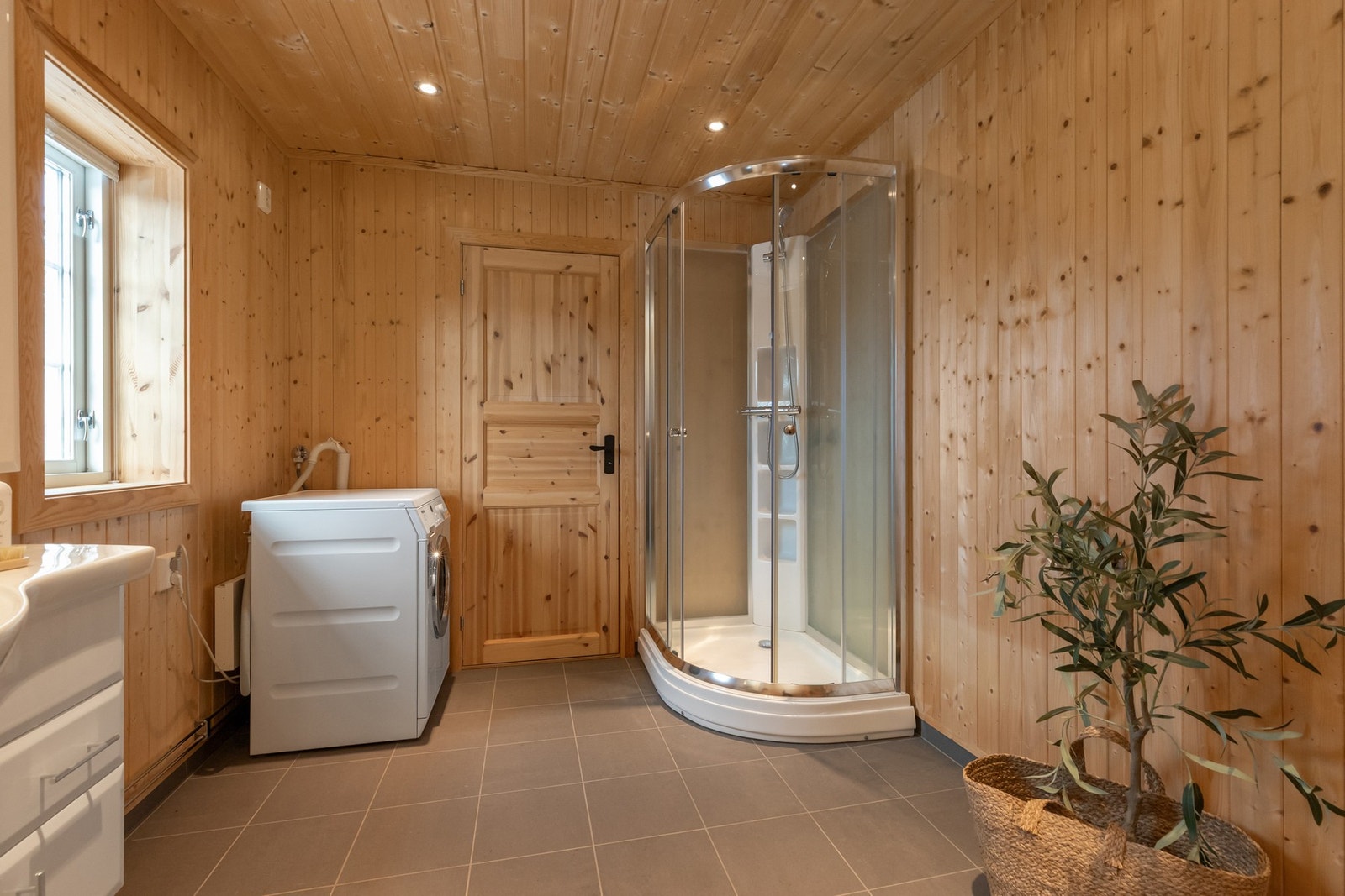 Det er også opplegg for badekar, ifølge selger Galleribilde