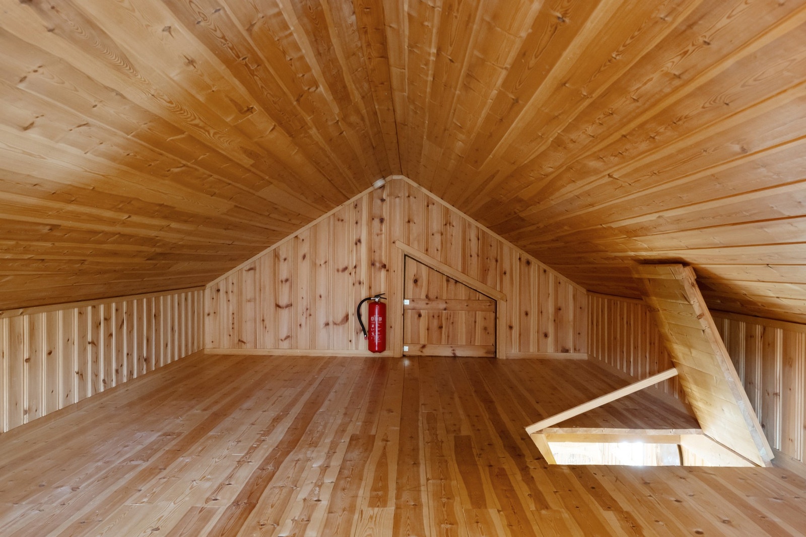 Hemsen har luke Galleribilde