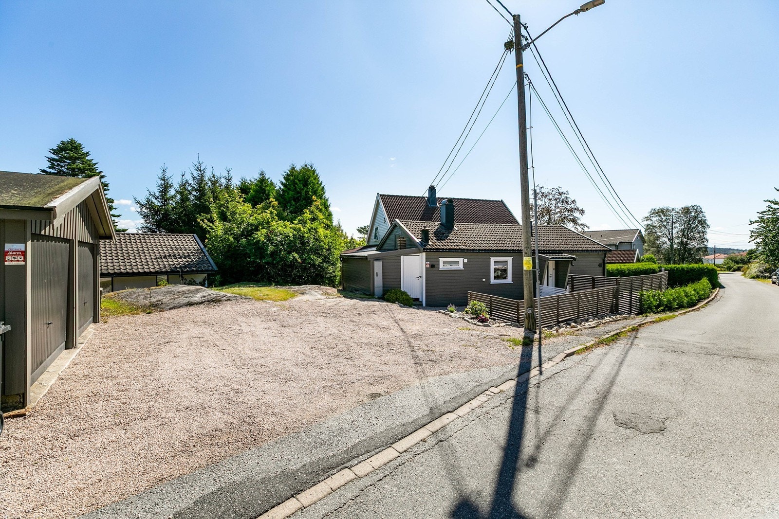 Hannestadveien er mindre trafikkert og uten naturlig gjennomgangstrafikk. Galleribilde