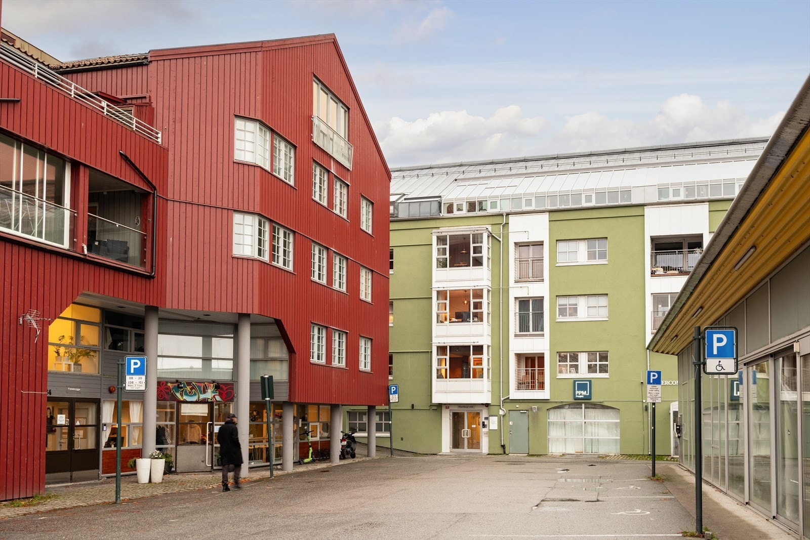 Velkommen til visning! Ta kontakt med megler dersom annonsert visning ikke passer eller du har andre spørsmål. Galleribilde