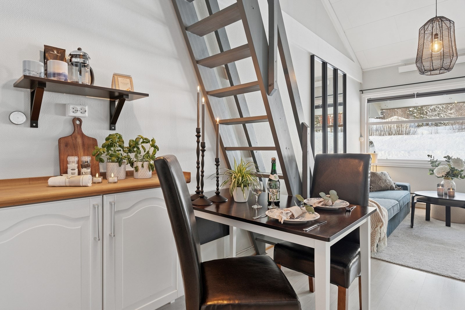 Leiligheten selges gjerne møblert. Galleribilde