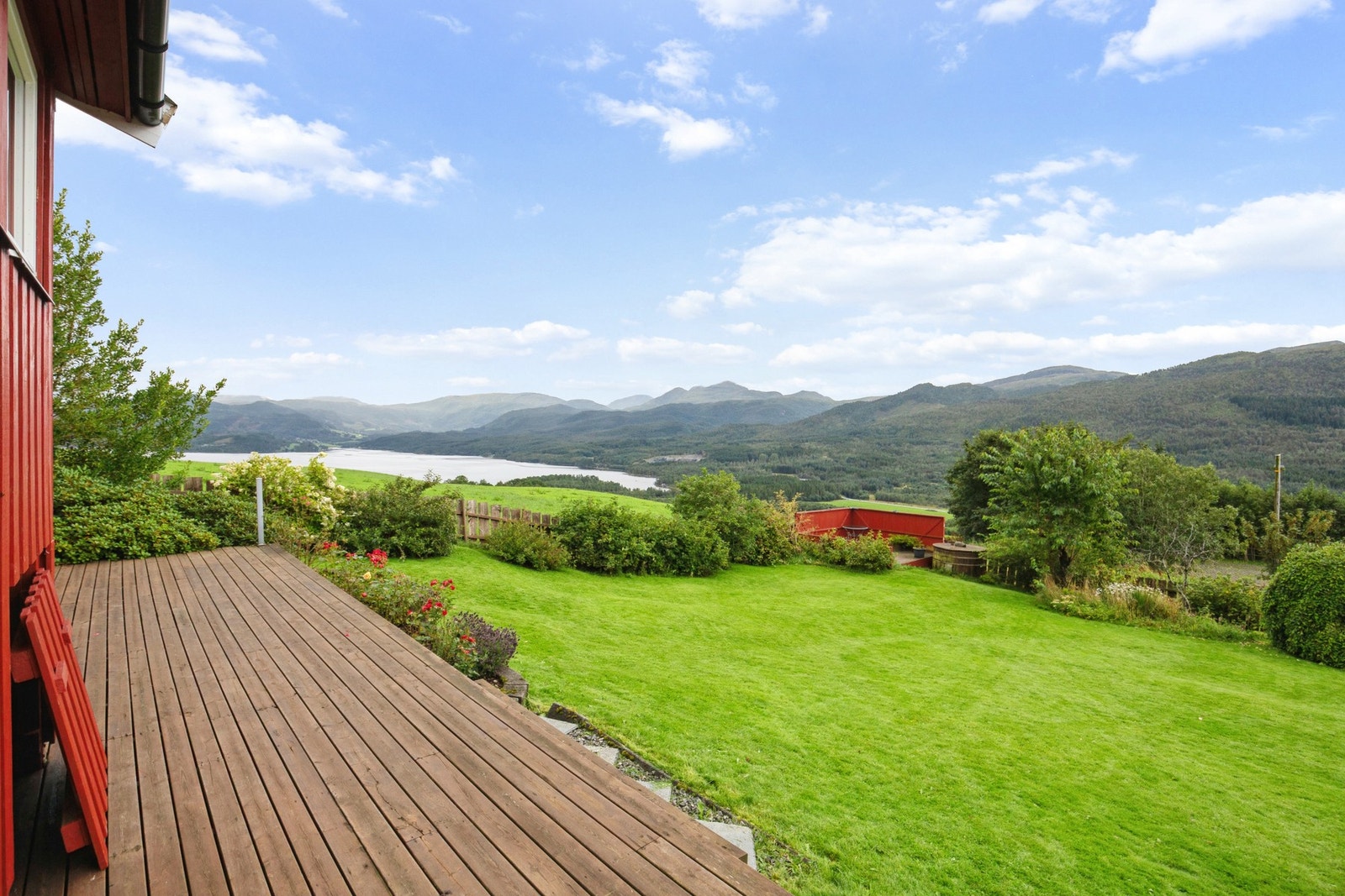 Terrasse og hage Galleribilde