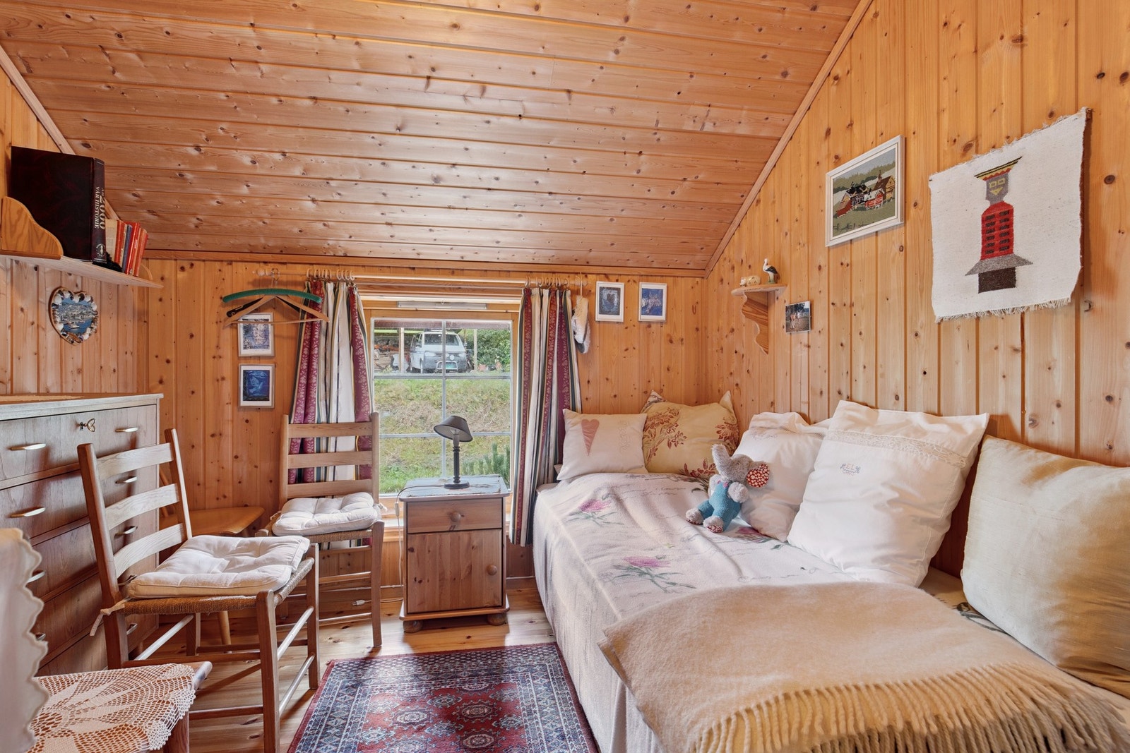 Soverom på loft Galleribilde