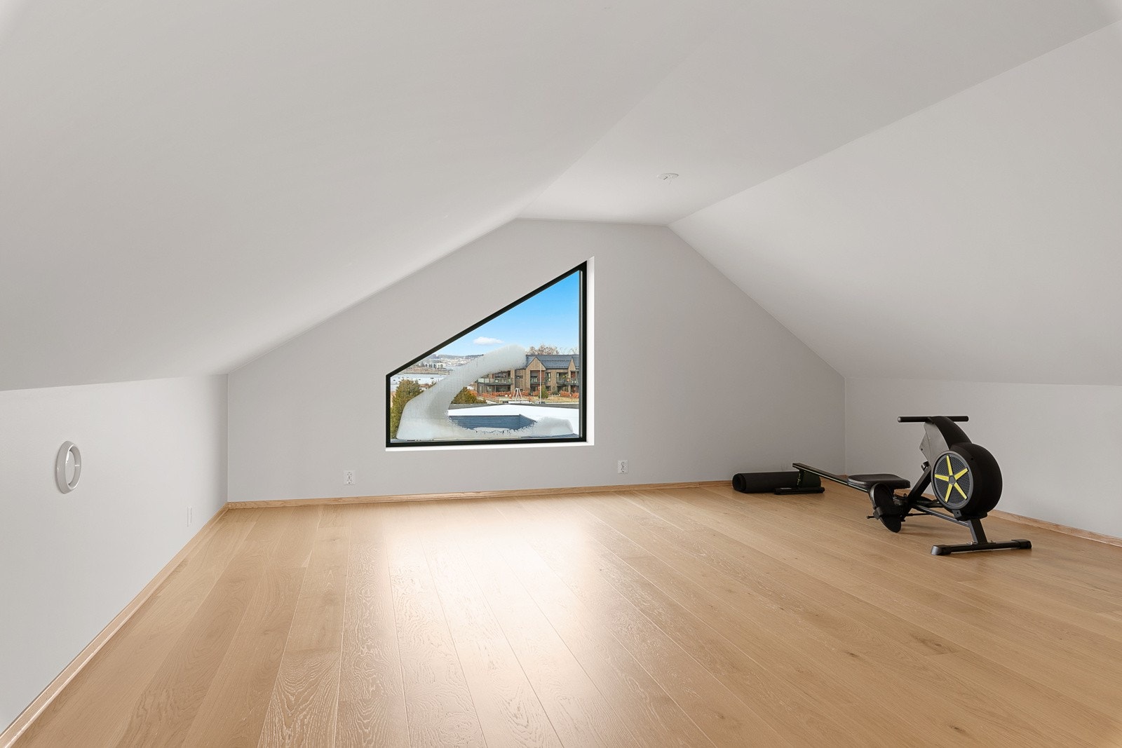 Loftstue med mange bruksmuligheter Galleribilde