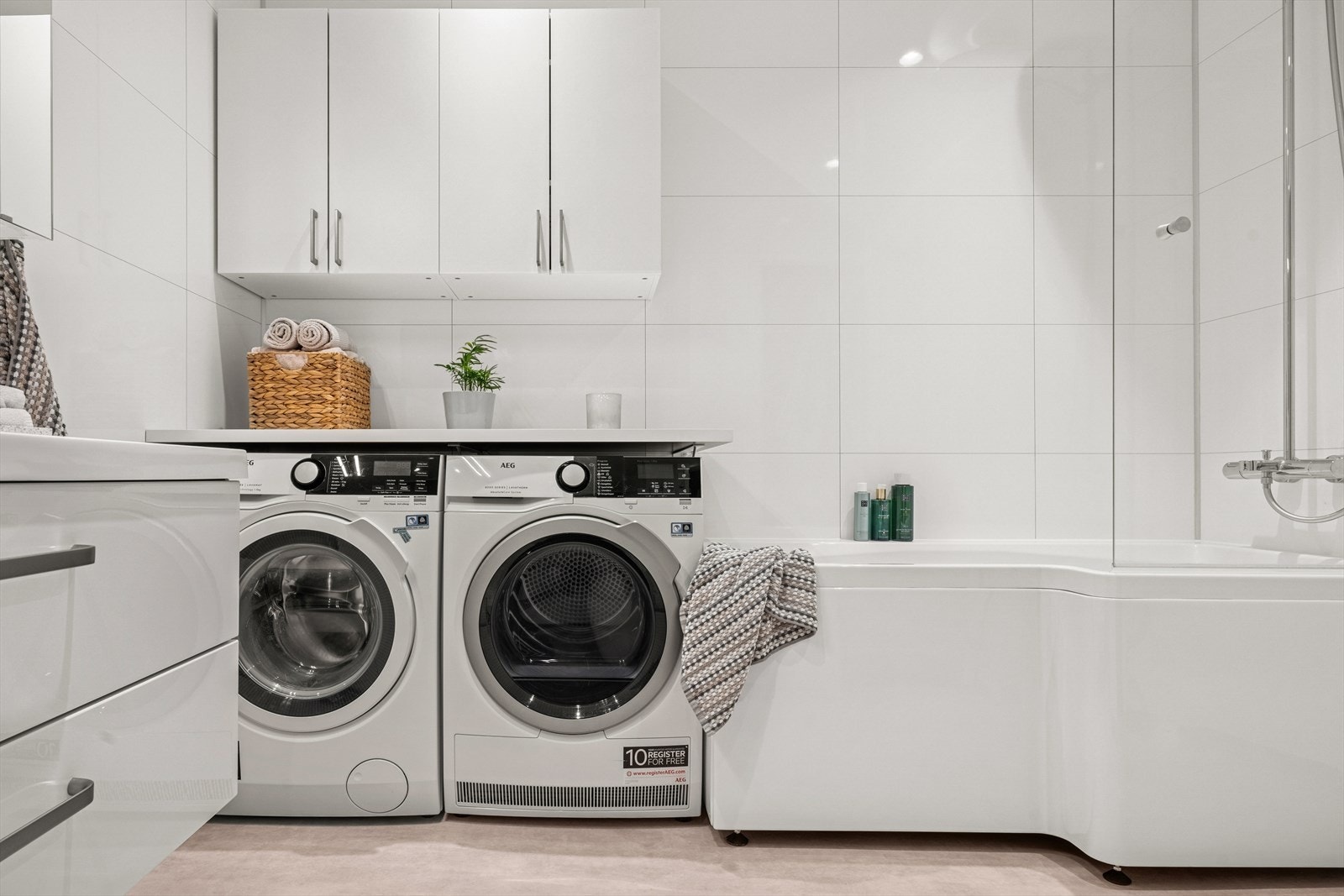 Kombinert dusj/badekar - det beste fra begge verdener. Galleribilde