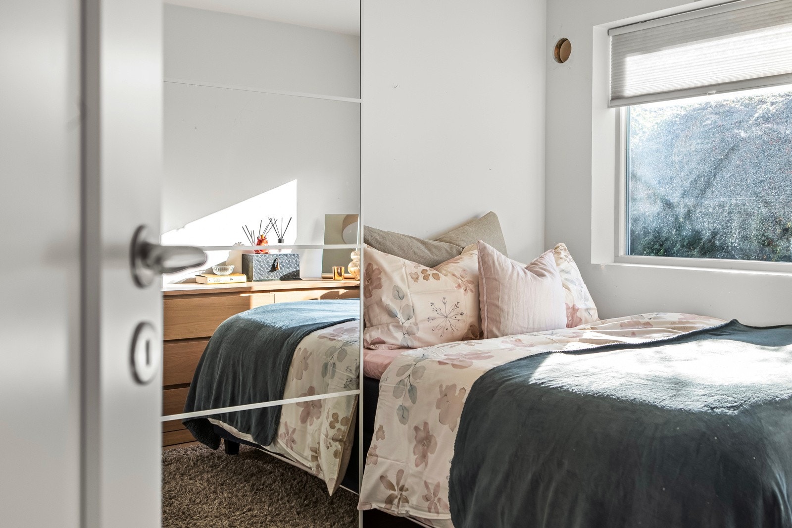 Hvordan vill du innredet dette soverommet? Galleribilde