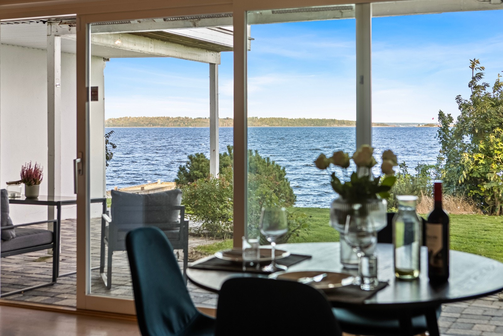 Nyt utsikten fra egen stue. Galleribilde