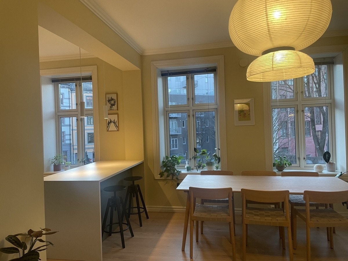 Kjøkken og spisestue Galleribilde