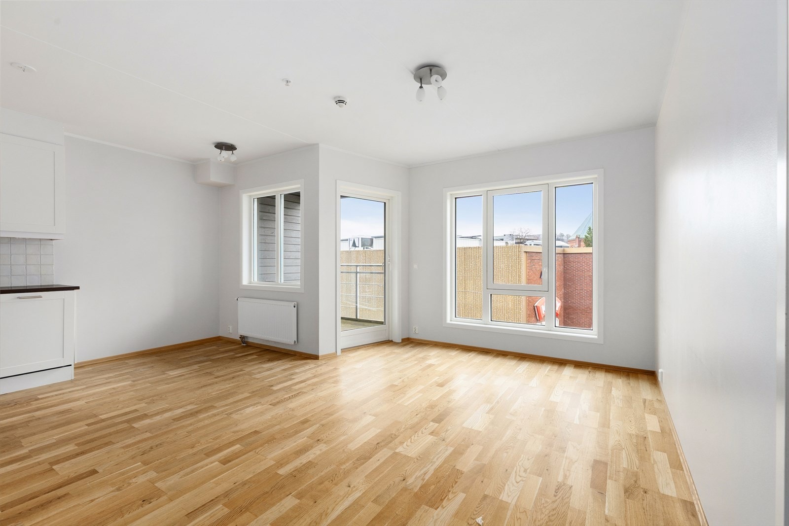 Lys og lettstelt 2-roms i 3. etasje, i øvre del av Skien sentrum! Galleribilde