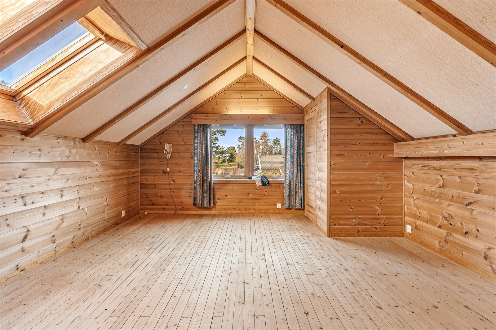 Rom (brukt som soverom, ikke byggegodkjent) Galleribilde