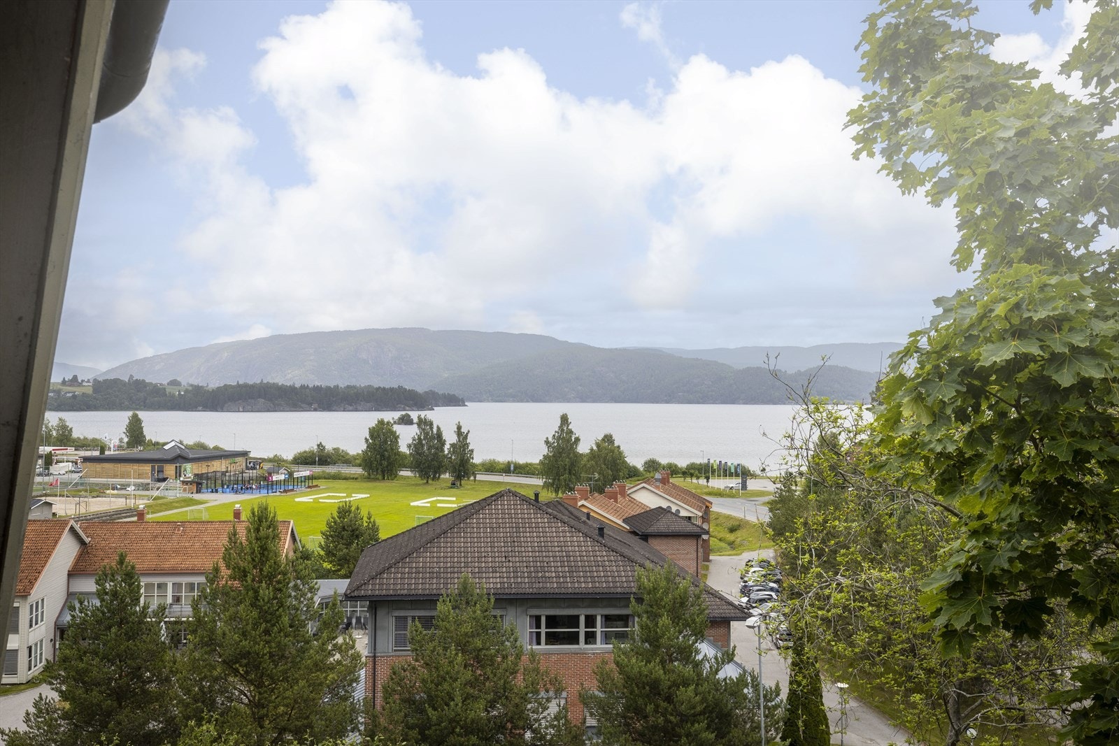 Utsikt fra veranda i 2. etasje Galleribilde