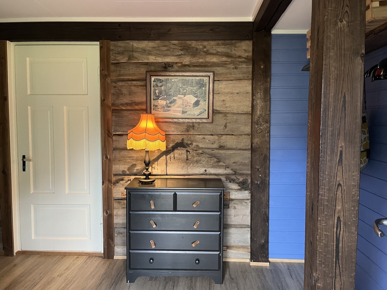 Romslig yttergang, totalrenovert 2021. Galleribilde