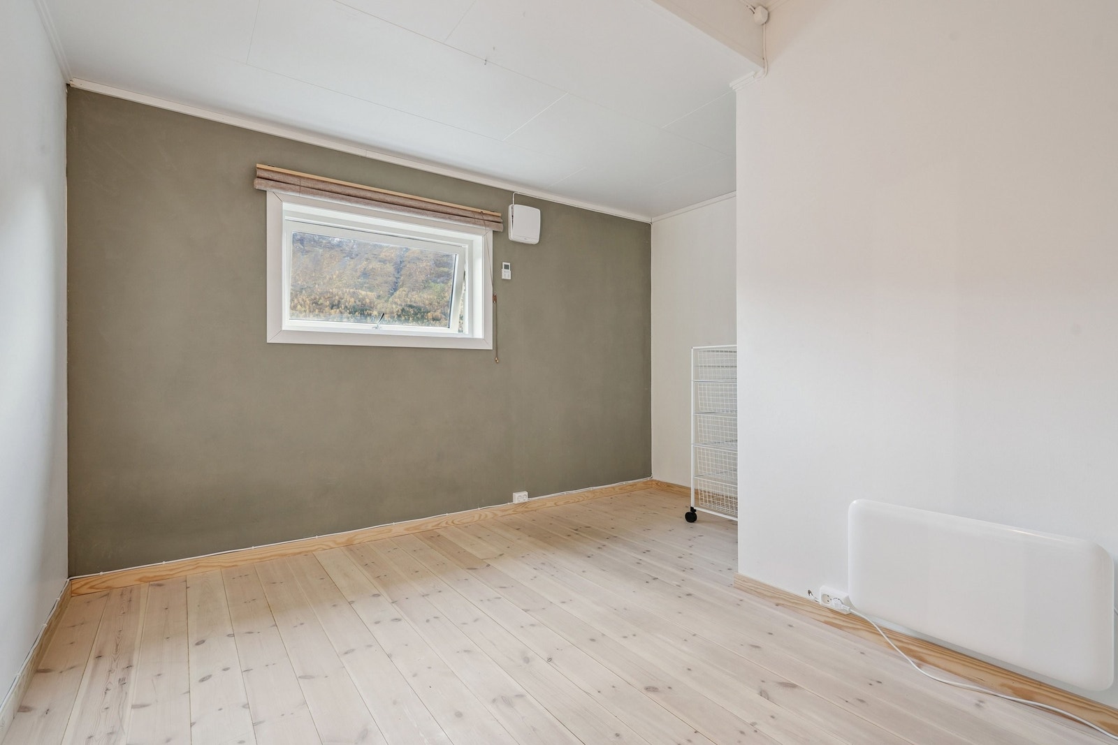 Soverom nr 2, hovedsoverom. Galleribilde