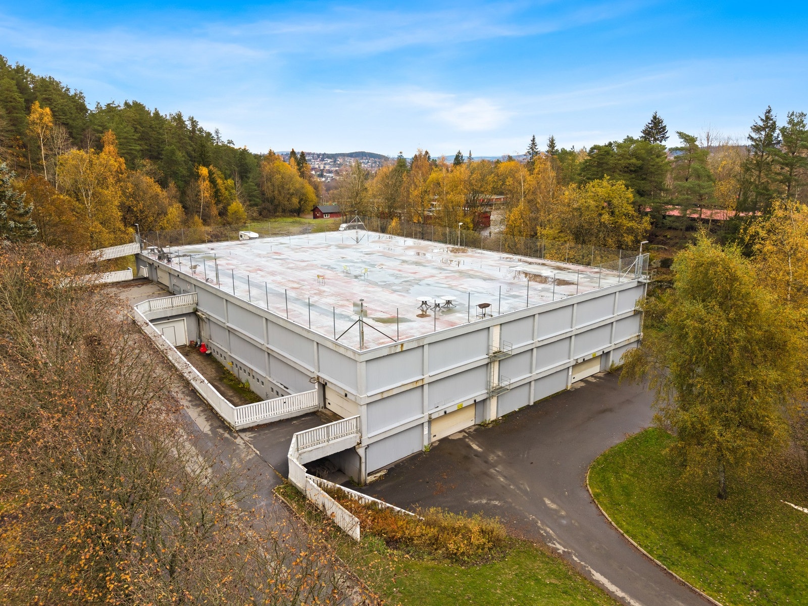 Det medfølger også garasjeplass med mulighet for elbillader. Galleribilde