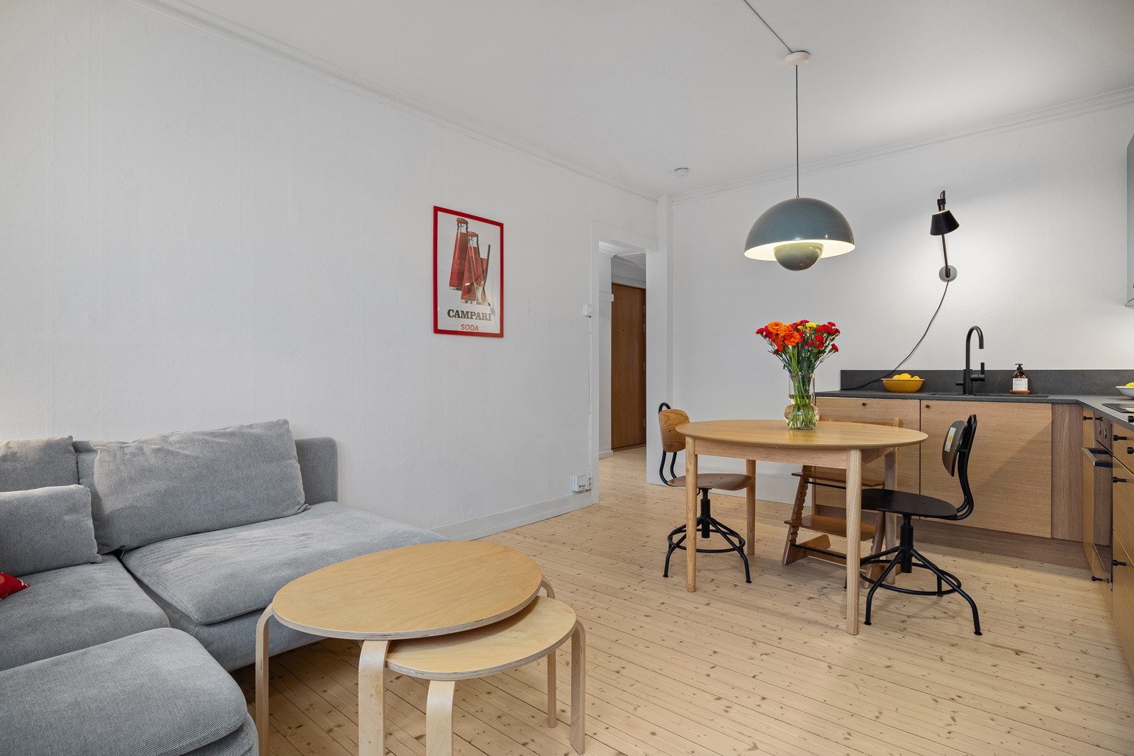 - Lys og tiltalende 3-roms toppleilighet med gjennomgående planløsning og god standard - Galleribilde