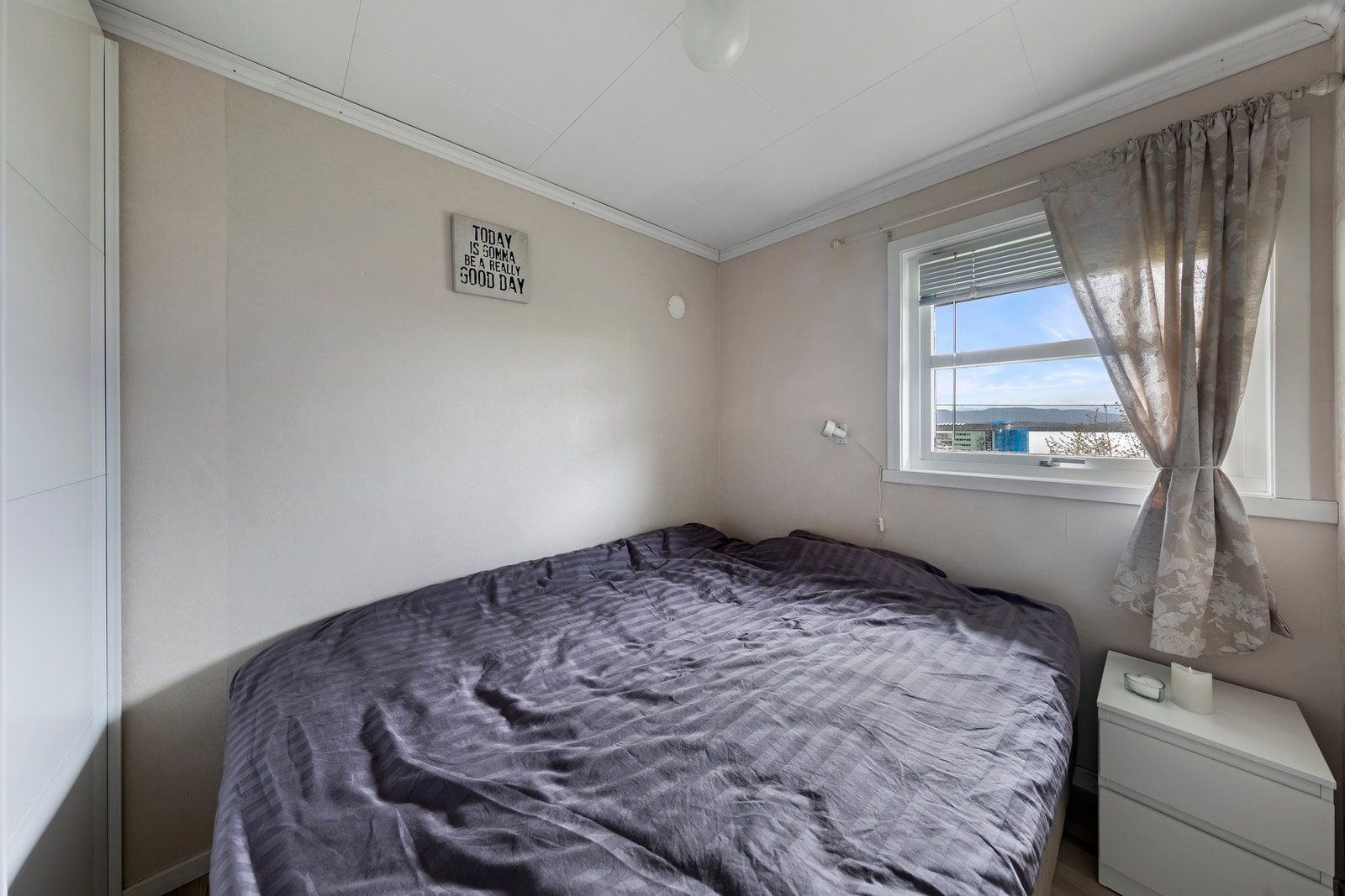 Soverom i hybelleilighet Galleribilde