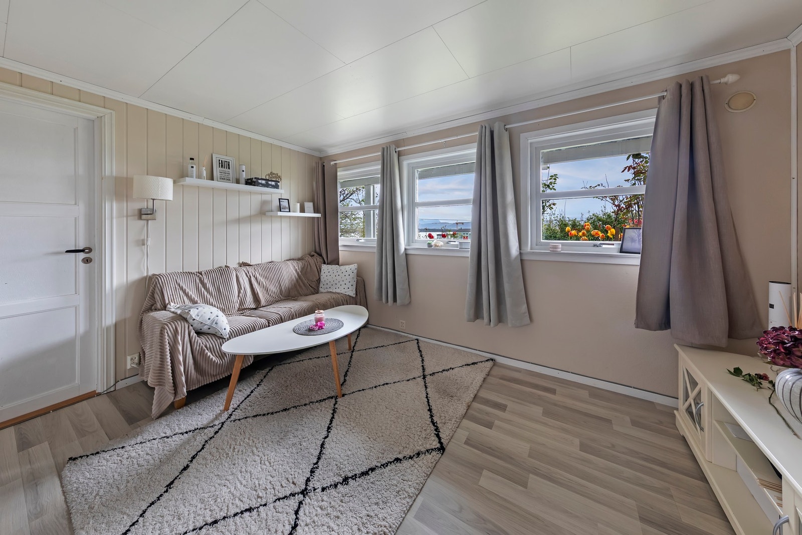 Stue i hybelleilighet Galleribilde