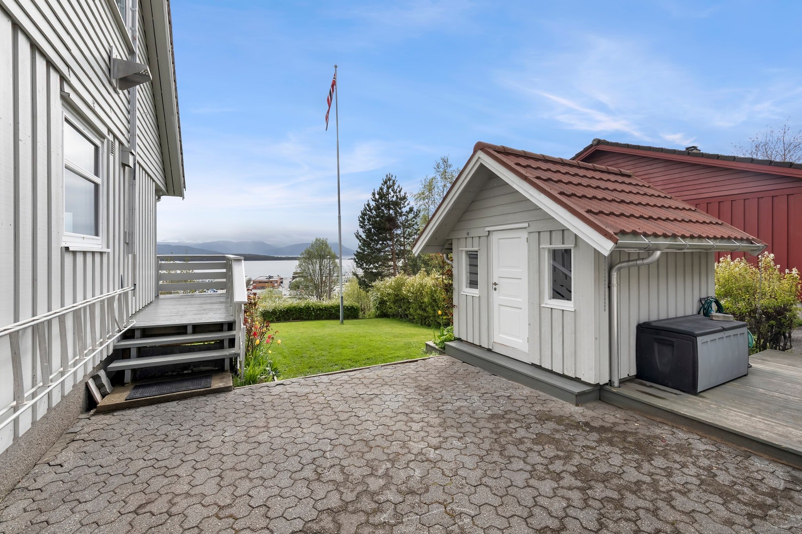 Isolert dukkehus med innlagt varme Galleribilde