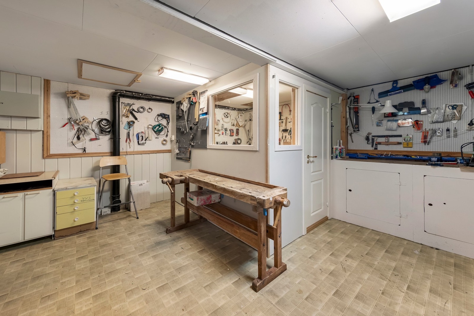 Arbeidsrom i kjeller Galleribilde