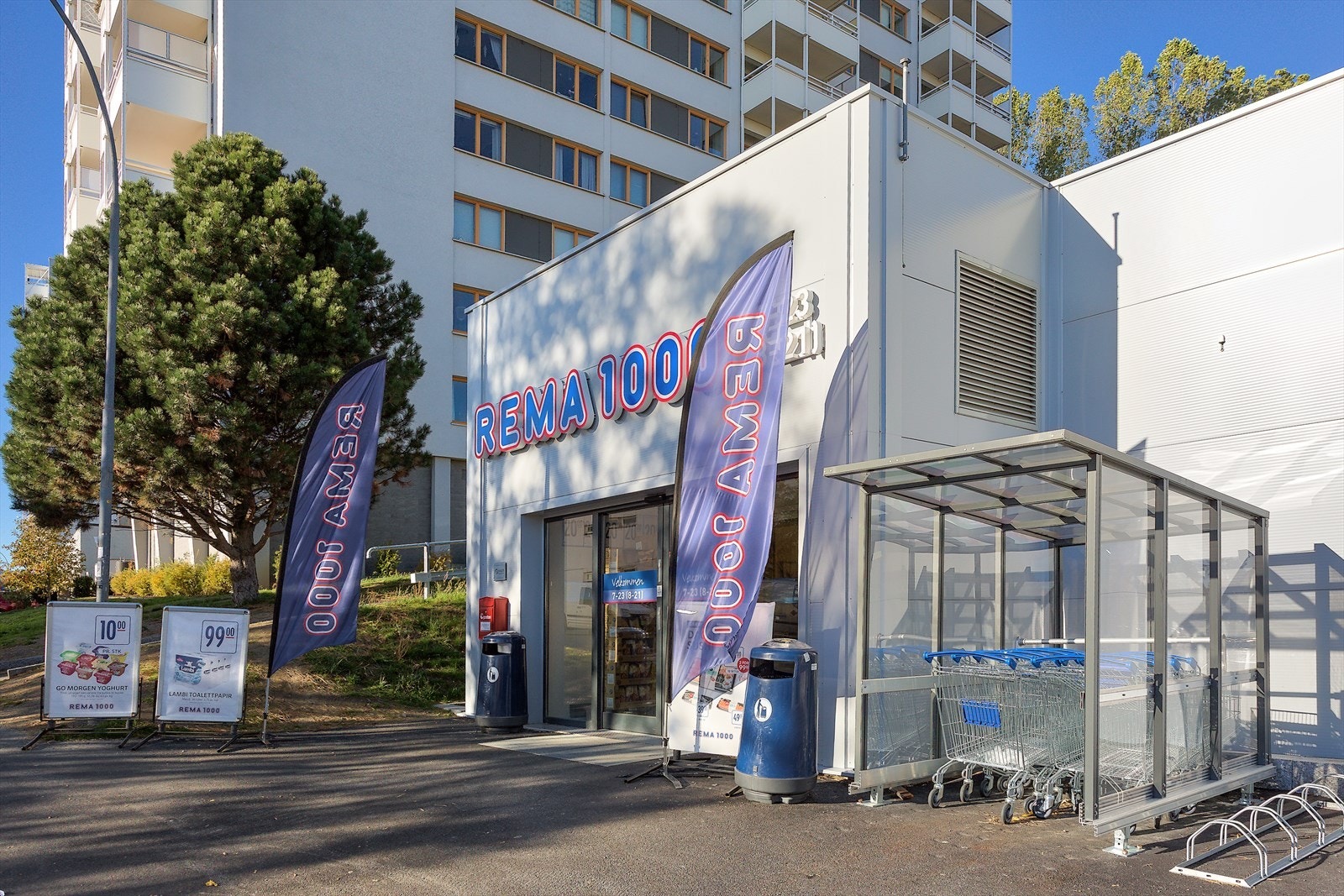 Her fra leilighetens nærbutikk i Betzy Keldsbergs vei. Galleribilde