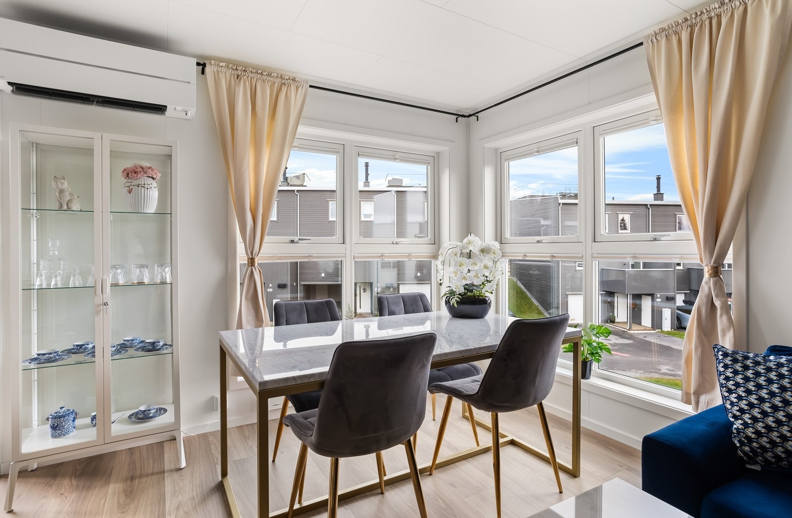 Her kan du invitere familie og venner til et hyggelig måltid! Galleribilde