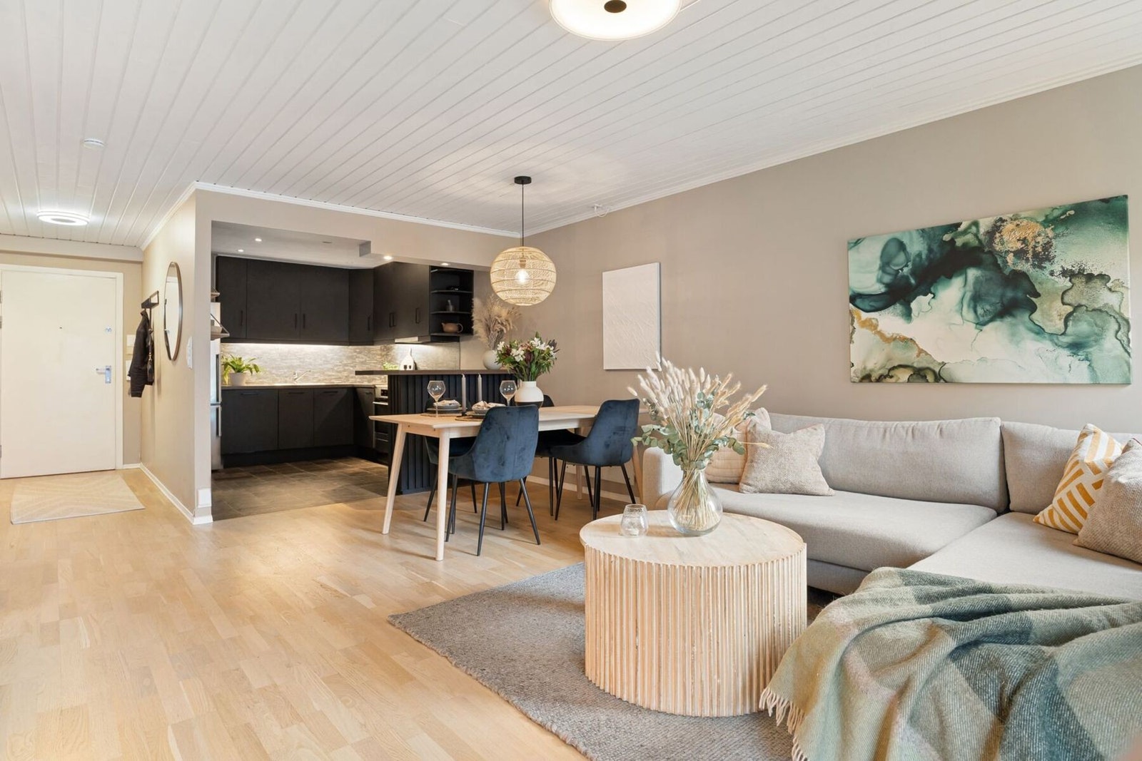 En lys og lekker 2-roms med attraktiv beliggenhet i rolig del av Bjølsen. Galleribilde