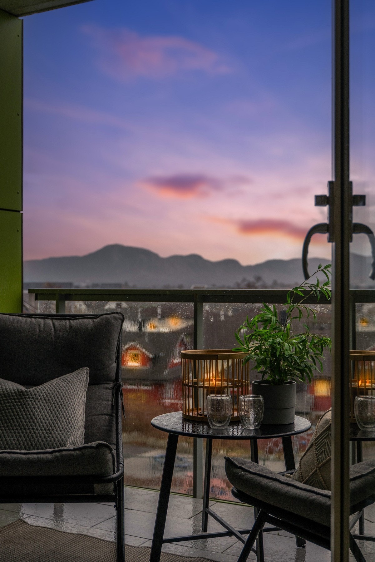 EIE | Kveldsbilde Galleribilde