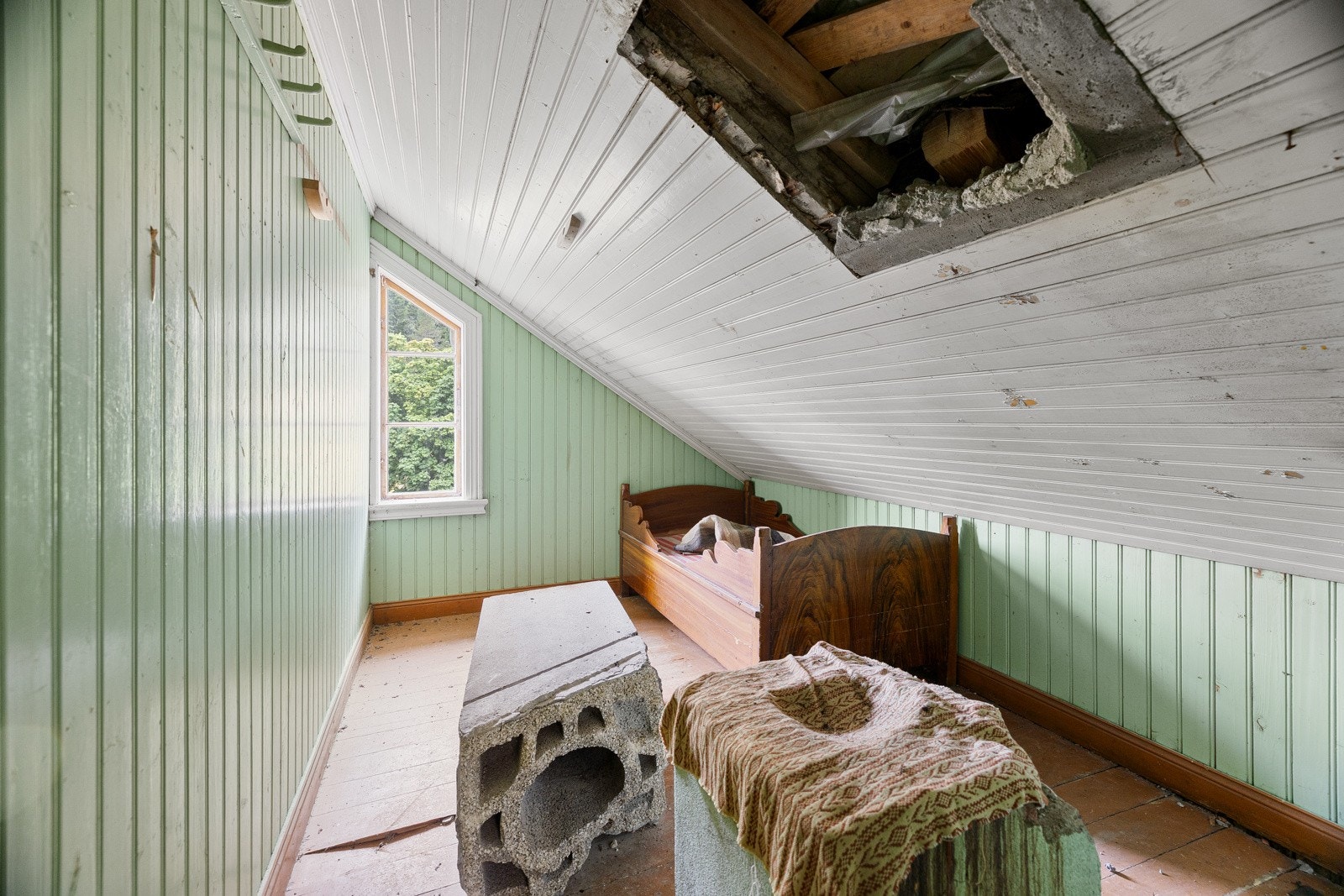 Loftsrom Galleribilde