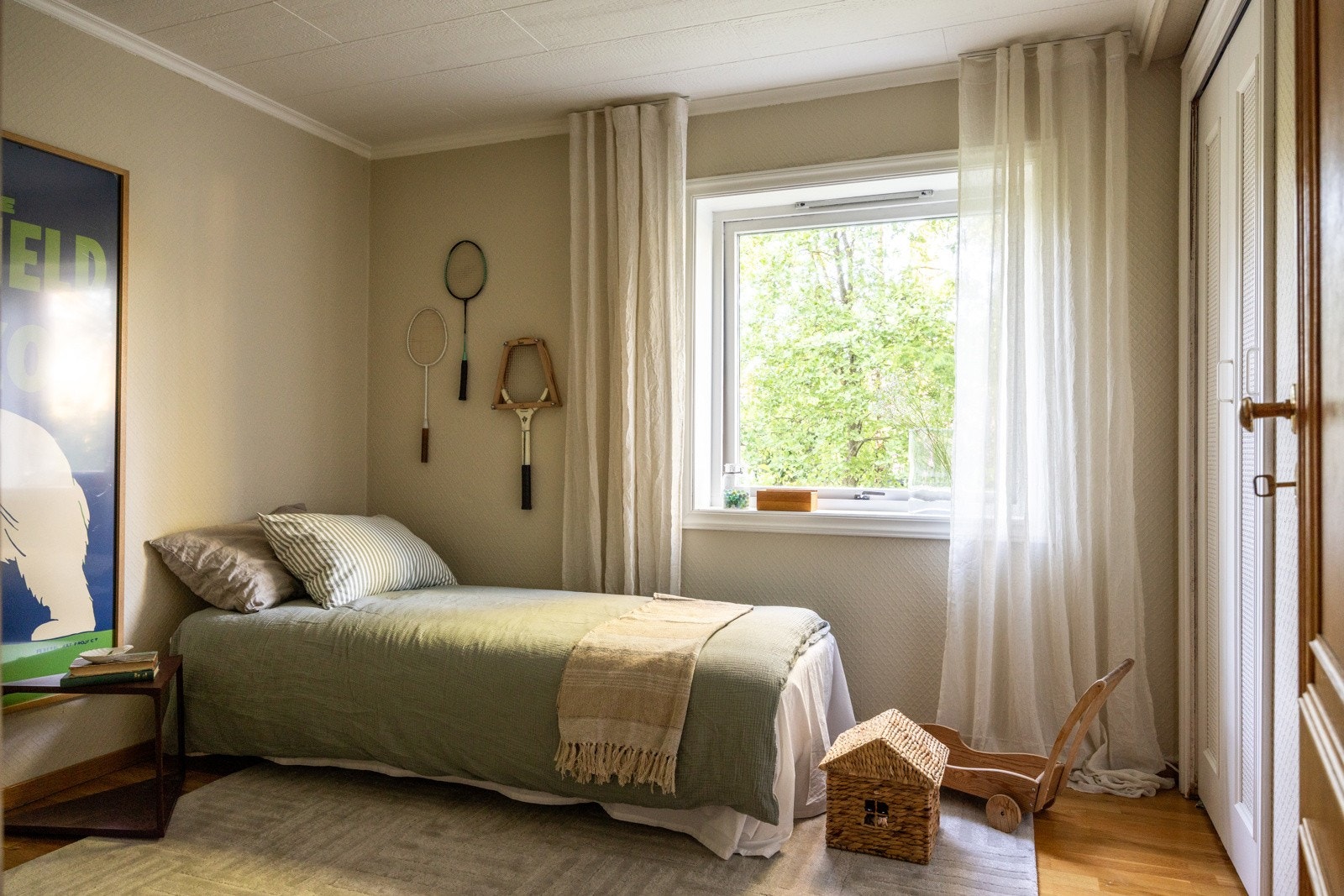 Det andre soverommet egner seg perfekt som et barnerom eller gjesterom. Galleribilde