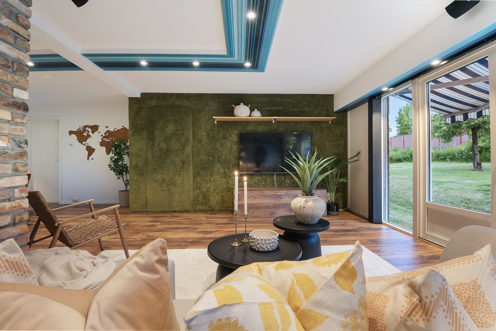 Utgang ut fra stuen. Galleribilde