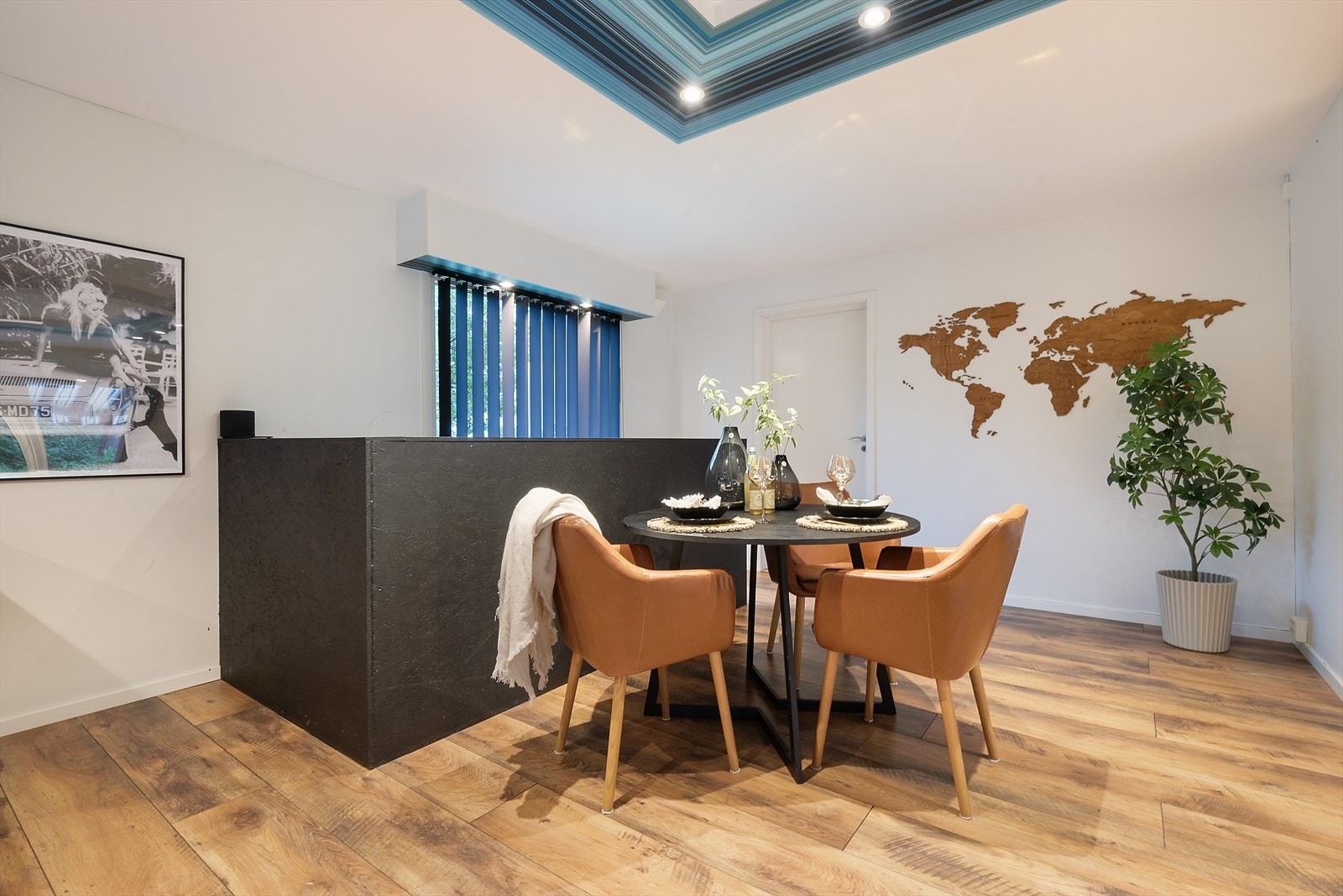 Fin plass for spisebord. Galleribilde