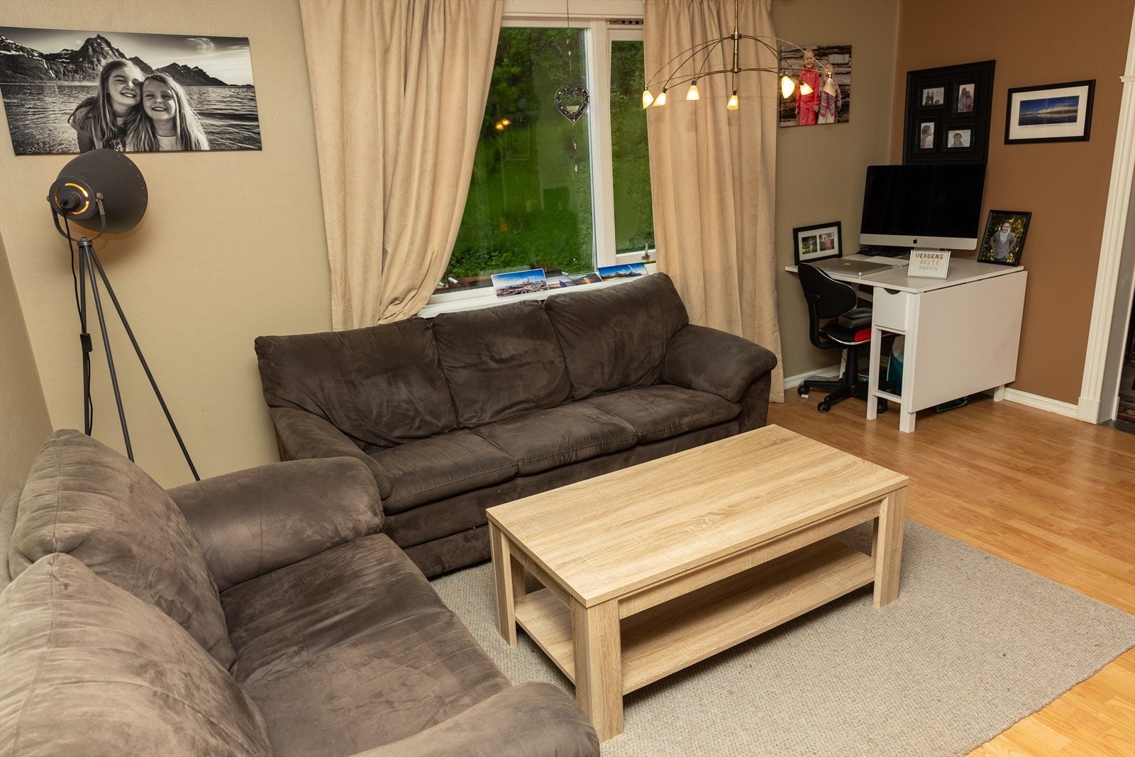 Del av stuen Galleribilde