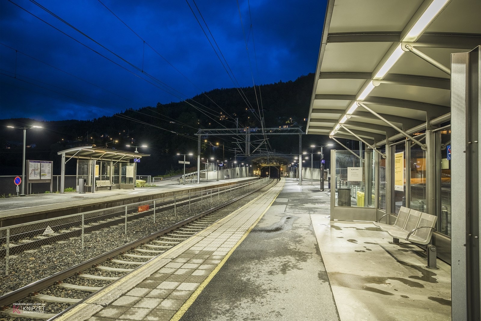 Det er ca. 10 min kjøring til Lier stasjon Galleribilde