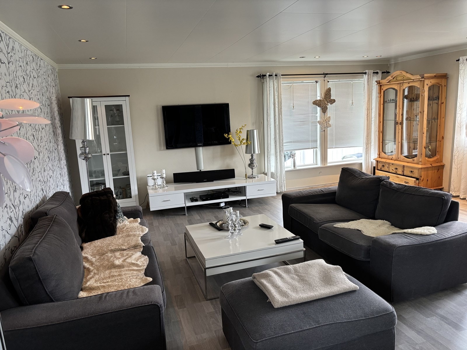 Del av stuen Galleribilde