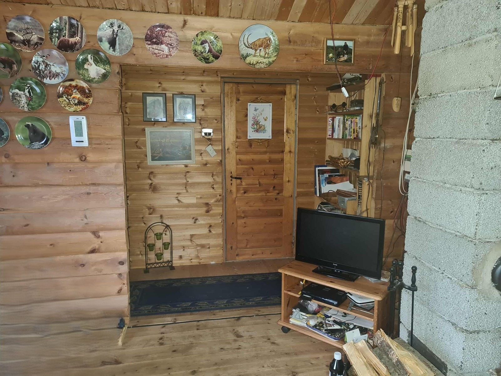 Del av stuen med tv krok Galleribilde