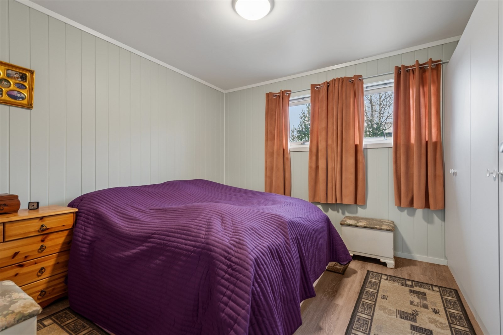 Det er tre gode soverom i denne enheten. Galleribilde