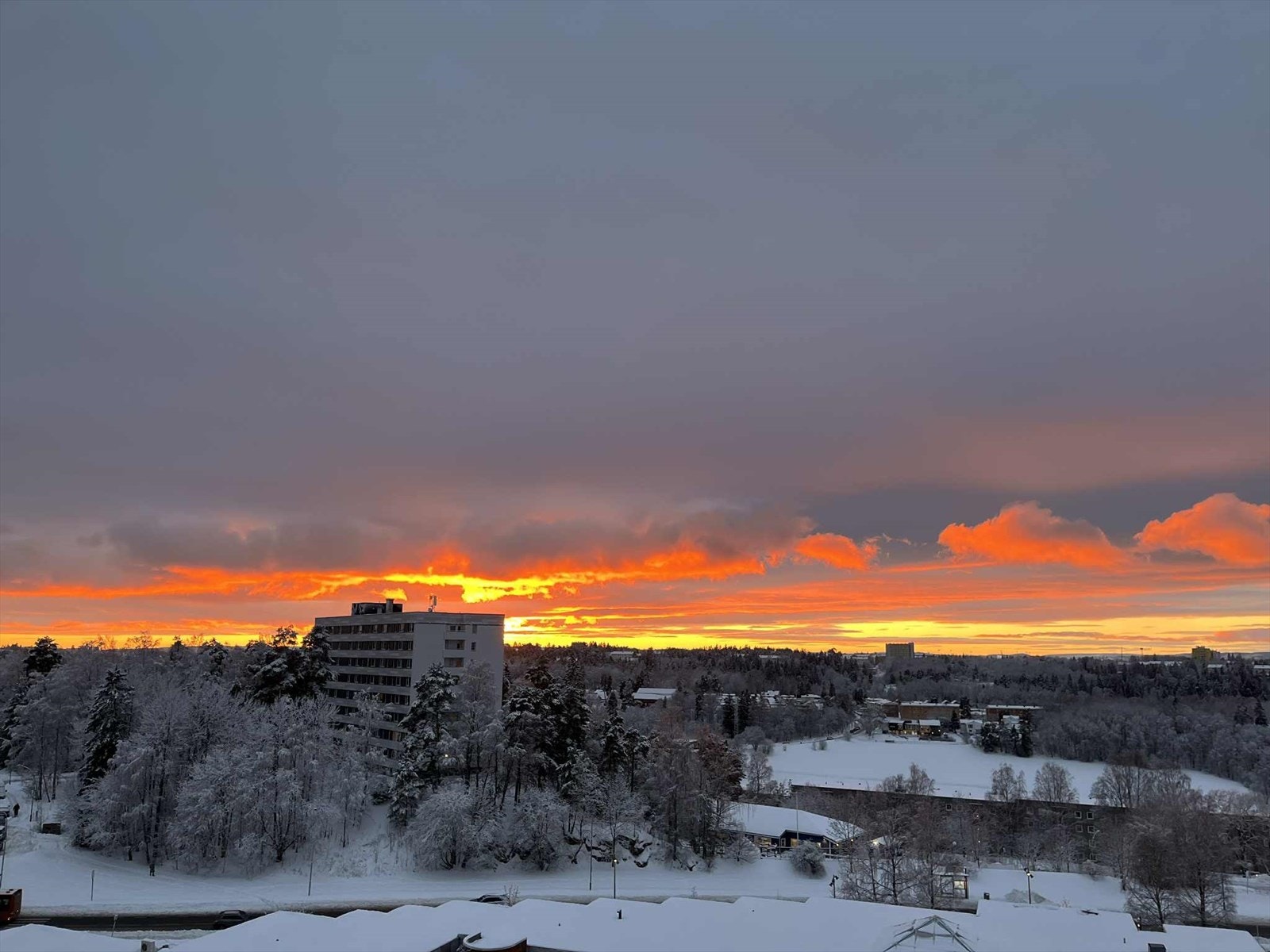 Utsikt fra balkongen. (Bildet er tatt av selger) Galleribilde