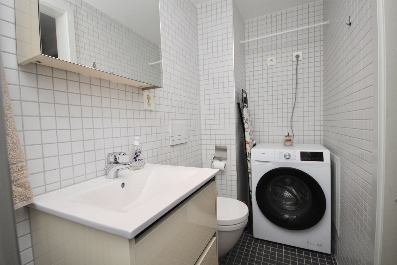 Flislagt bad. Galleribilde