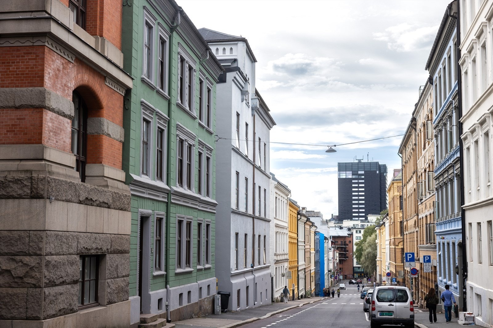 gatene preges av flott bebyggelse. Galleribilde